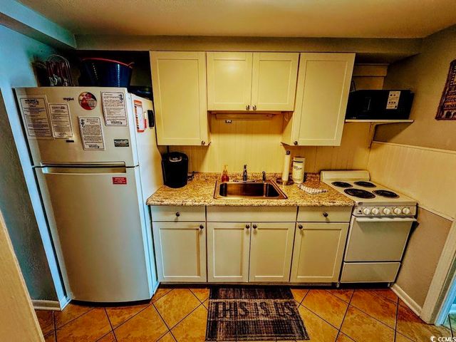 2406 N Ocean Blvd Unit 404, Myrtle Beach, SC 29577