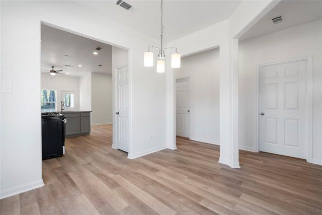 2332 Cedar Place Drive, Conroe, TX 77306