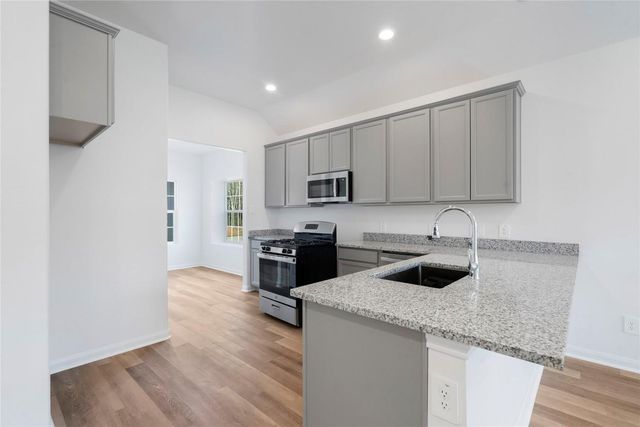 2332 Cedar Place Drive, Conroe, TX 77306