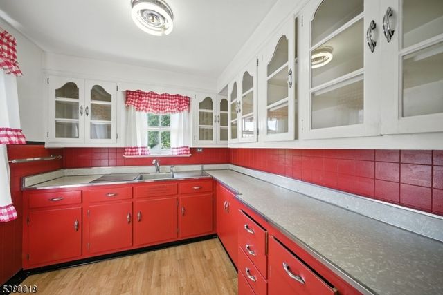 1031 State Route 10, Hanover Twp., NJ 07981