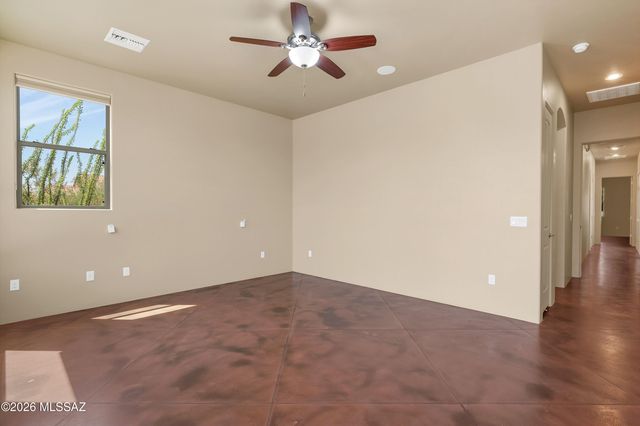 4827 W New Shadow Way, Marana, AZ 85658