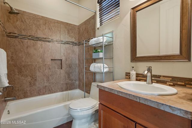 4827 W New Shadow Way, Marana, AZ 85658