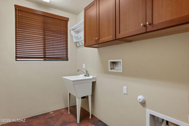 4827 W New Shadow Way, Marana, AZ 85658