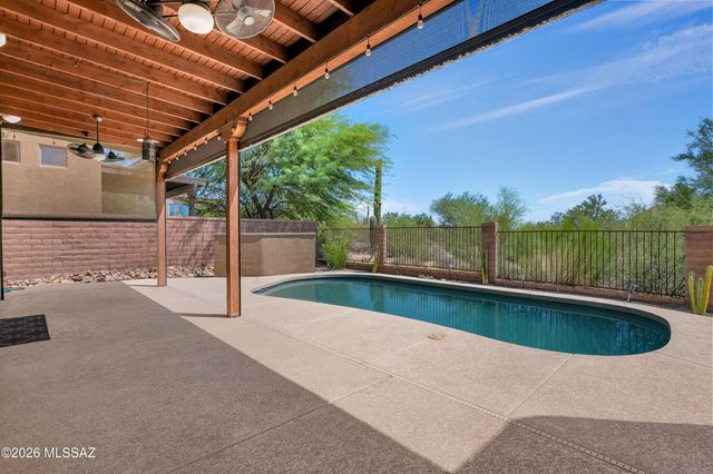 4827 W New Shadow Way, Marana, AZ 85658