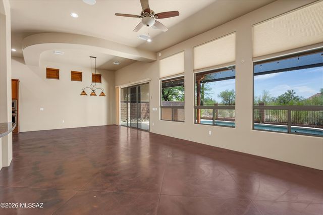 4827 W New Shadow Way, Marana, AZ 85658