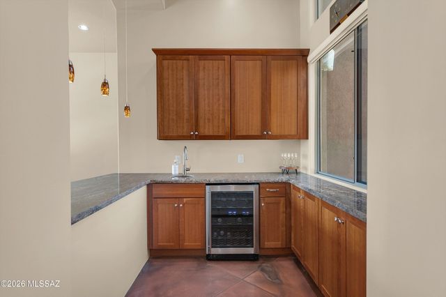 4827 W New Shadow Way, Marana, AZ 85658