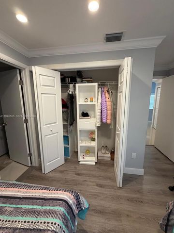 10285 Allegro Dr, Boca Raton, FL 33428