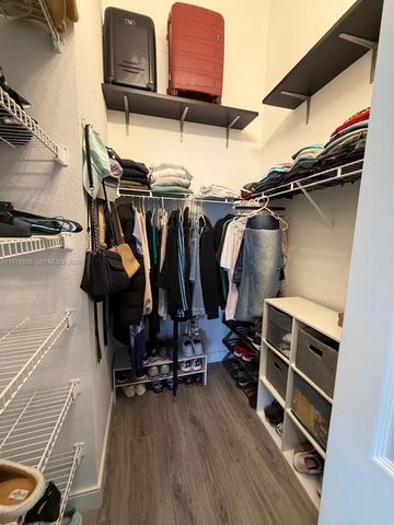 10285 Allegro Dr, Boca Raton, FL 33428