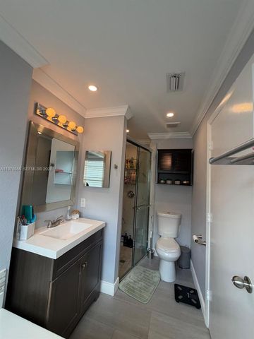 10285 Allegro Dr, Boca Raton, FL 33428