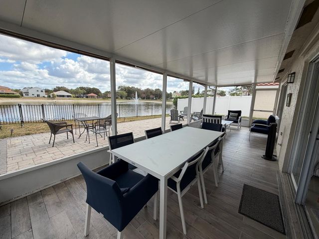 10285 Allegro Dr, Boca Raton, FL 33428