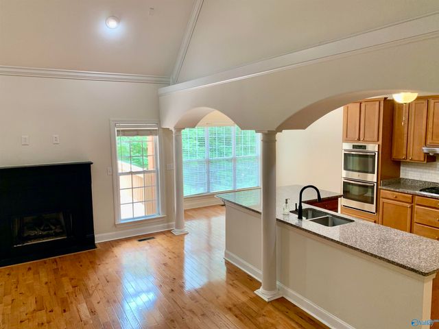 2107 NE Greenslope Trail, Huntsville, AL 35811