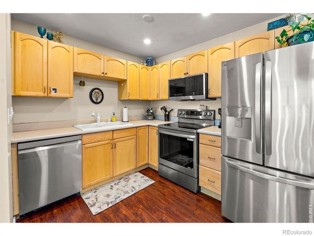 1739 S California Avenue, Loveland, CO 80537