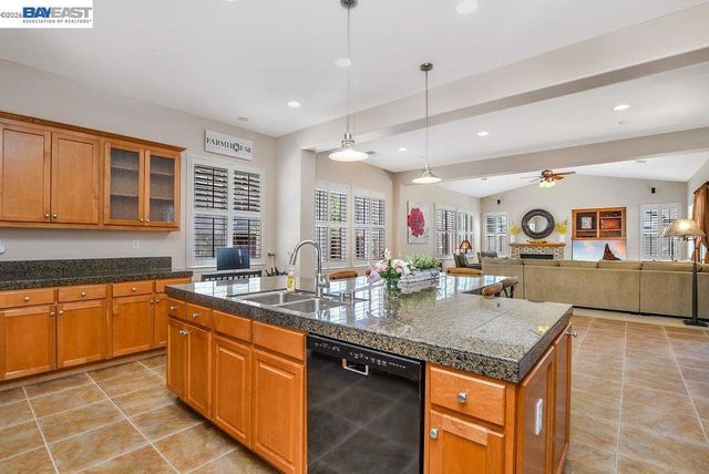 1660 Albani Pl, Brentwood, CA 94513