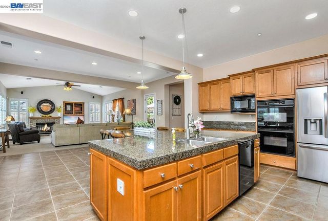 1660 Albani Pl, Brentwood, CA 94513