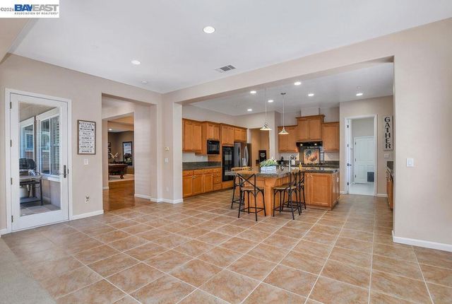 1660 Albani Pl, Brentwood, CA 94513