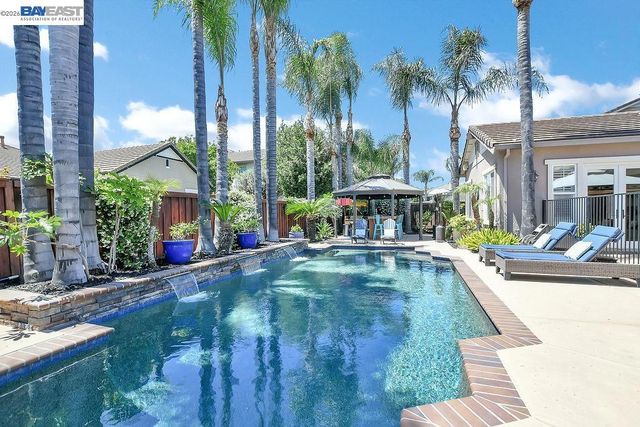 1660 Albani Pl, Brentwood, CA 94513