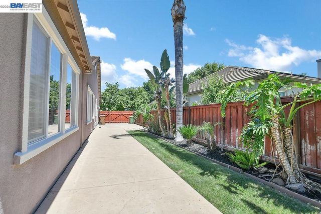 1660 Albani Pl, Brentwood, CA 94513