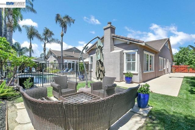 1660 Albani Pl, Brentwood, CA 94513