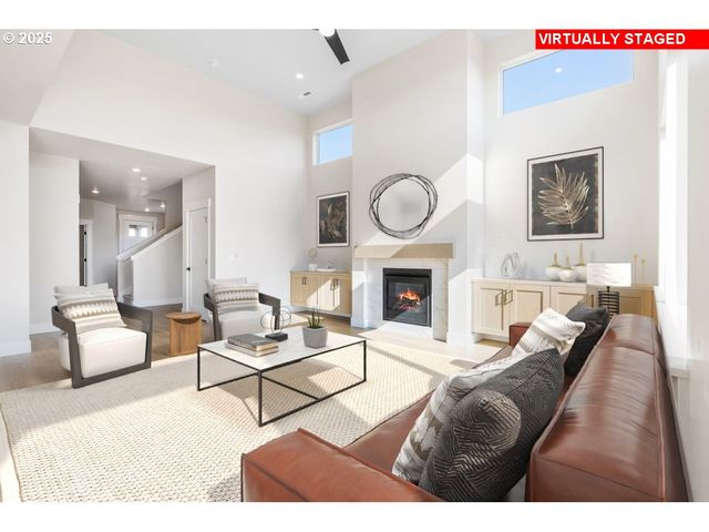 1172 Se 18th Ave, Canby, OR 97013