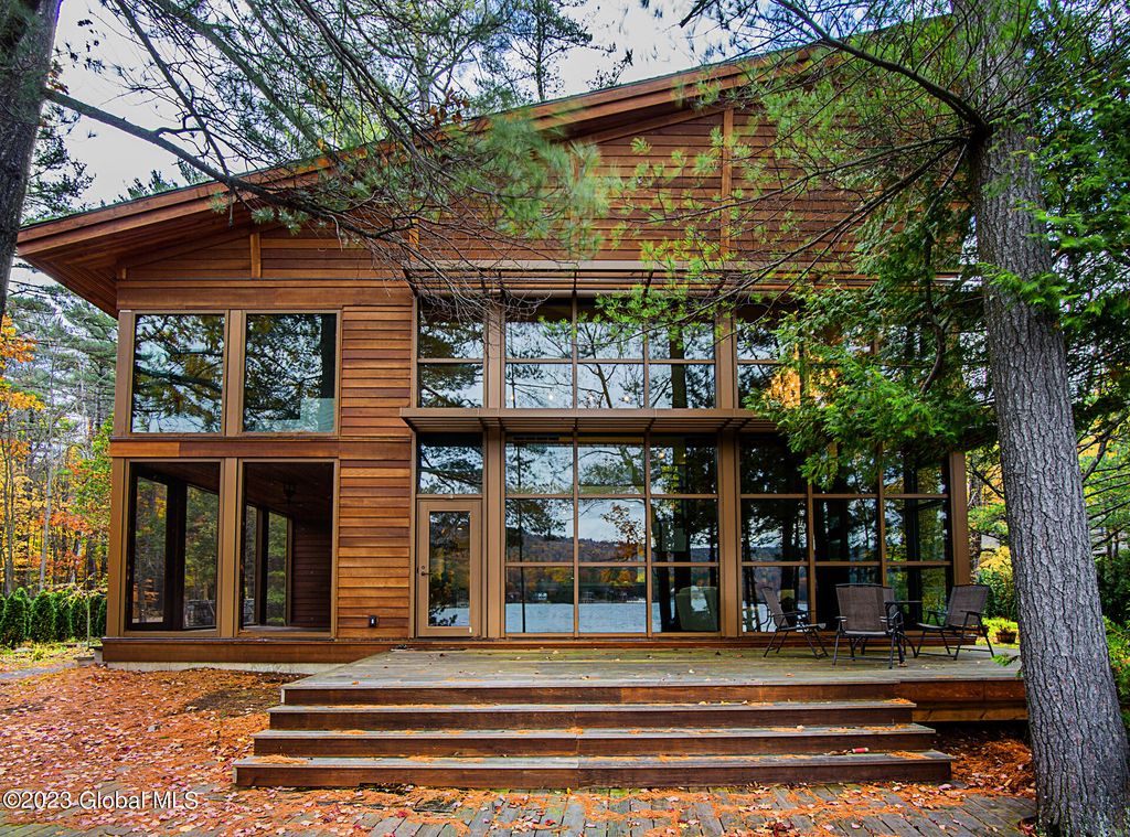 12 Riley Farm Lane, Saratoga Springs, NY 12866