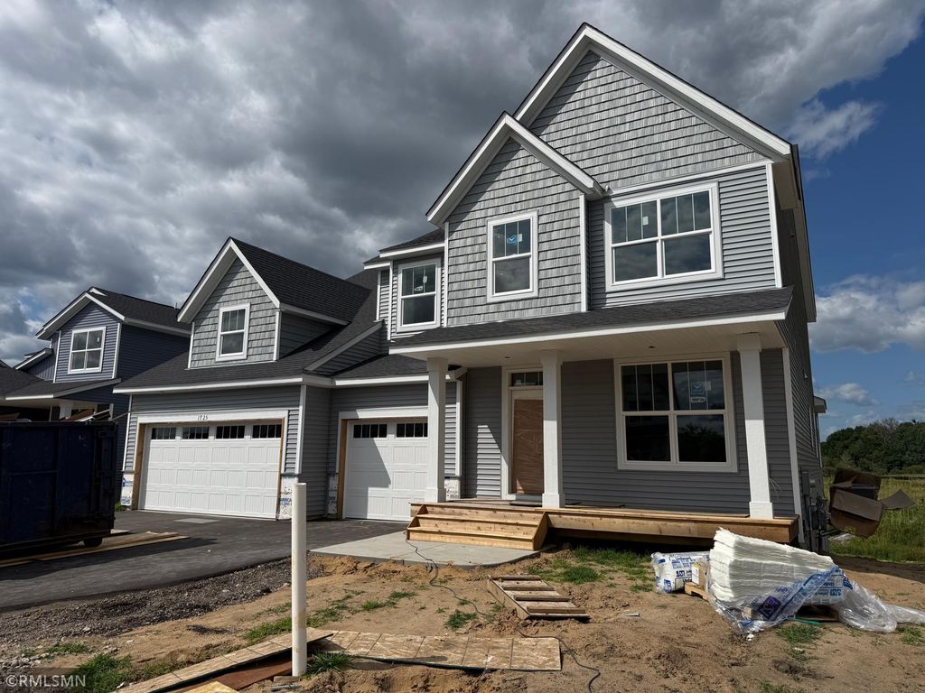 1725 Meadows Drive NE, East Bethel, MN 55011 — exterior
