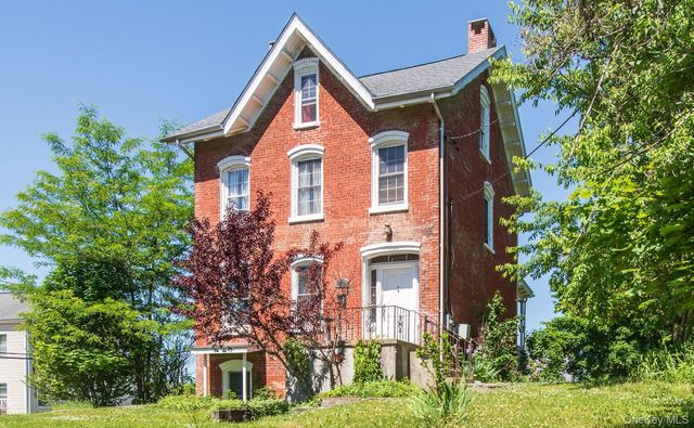 33 Cliff Street, Beacon, NY 12508