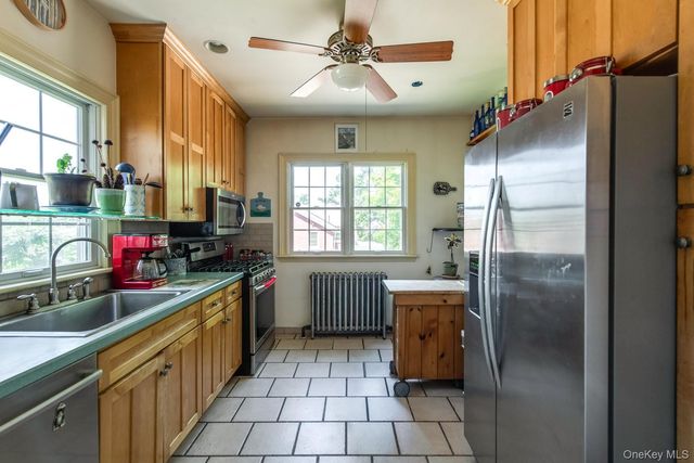 33 Cliff Street, Beacon, NY 12508