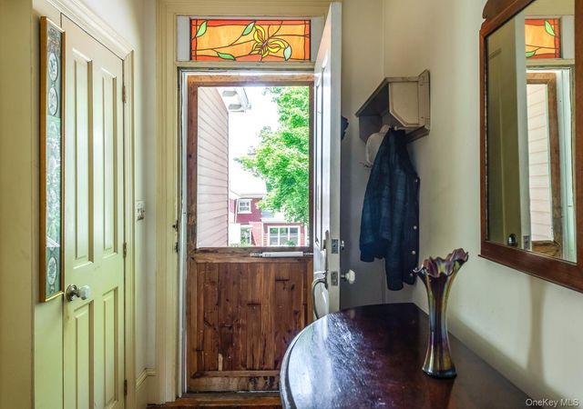 33 Cliff Street, Beacon, NY 12508