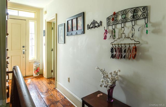 33 Cliff Street, Beacon, NY 12508