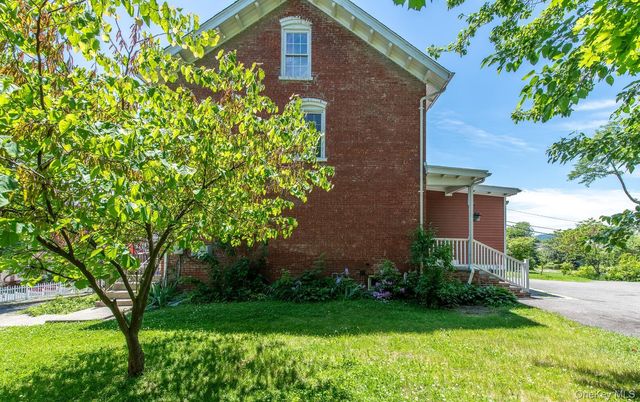 33 Cliff Street, Beacon, NY 12508