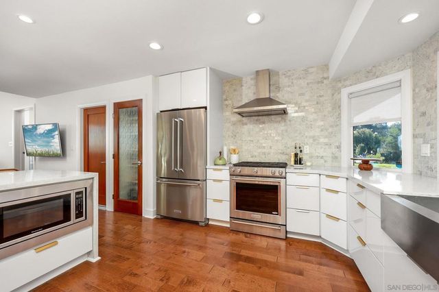 7901 Avenida Kirjah, La Jolla, CA 92037