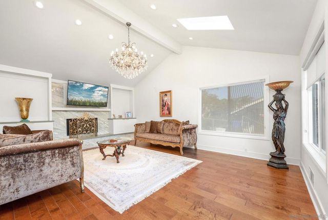 7901 Avenida Kirjah, La Jolla, CA 92037