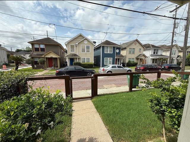 1204 Andrews Street, Houston, TX 77019