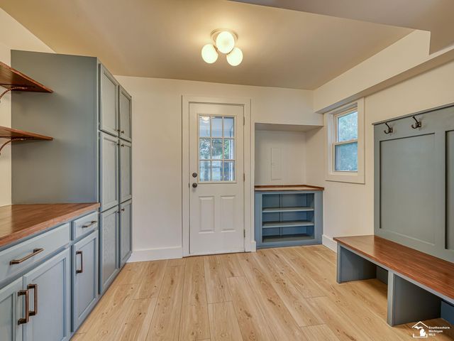 4615 Ives Drive, Newport, MI 48166