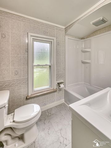 4615 Ives Drive, Newport, MI 48166