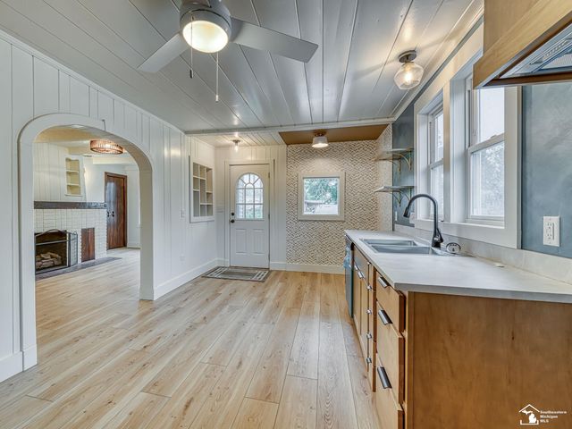 4615 Ives Drive, Newport, MI 48166