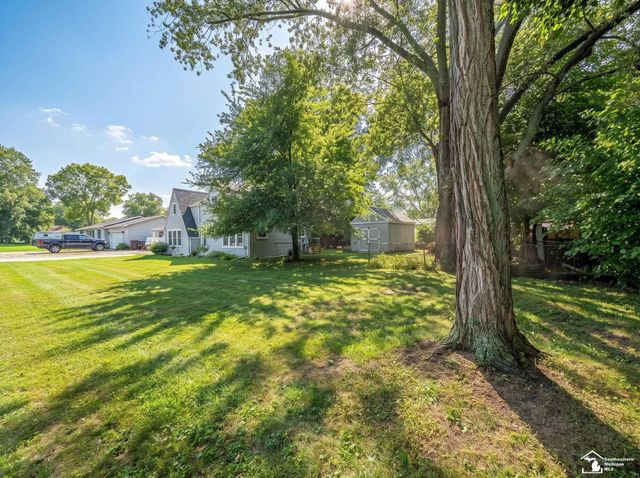 4615 Ives Drive, Newport, MI 48166