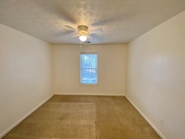 2935 Meadow Gate Way, Loganville, GA 30052