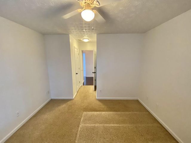 2935 Meadow Gate Way, Loganville, GA 30052