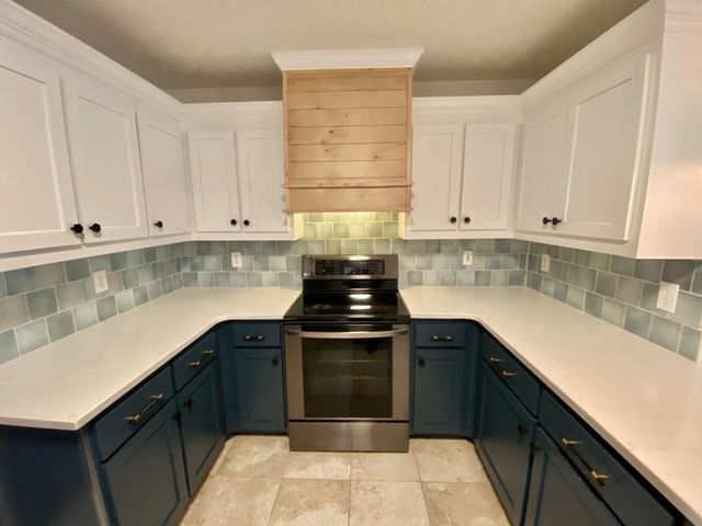 2935 Meadow Gate Way, Loganville, GA 30052