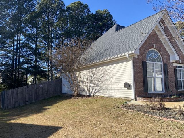 2935 Meadow Gate Way, Loganville, GA 30052