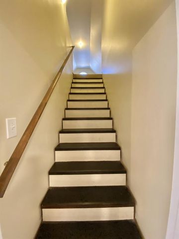 2935 Meadow Gate Way, Loganville, GA 30052