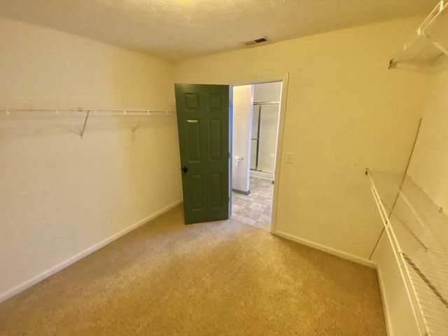 2935 Meadow Gate Way, Loganville, GA 30052