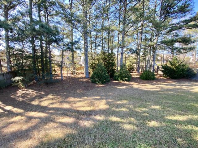 2935 Meadow Gate Way, Loganville, GA 30052