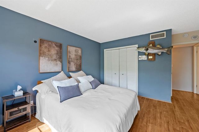 340 SUNSET Drive 401, Fort Lauderdale, FL 33301
