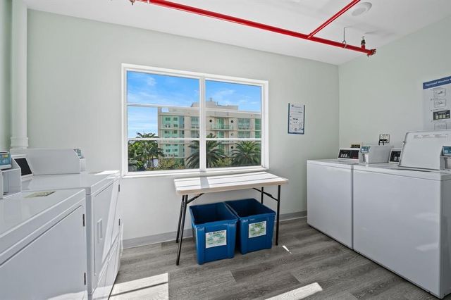 340 SUNSET Drive 401, Fort Lauderdale, FL 33301