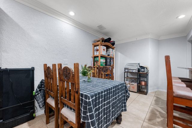 207 Chandler Drive, Baytown, TX 77521