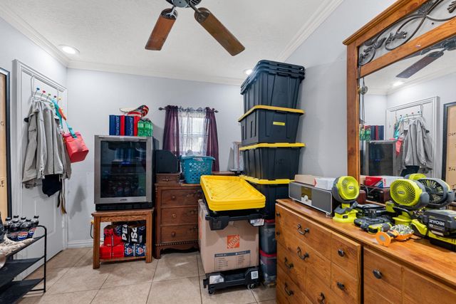 207 Chandler Drive, Baytown, TX 77521
