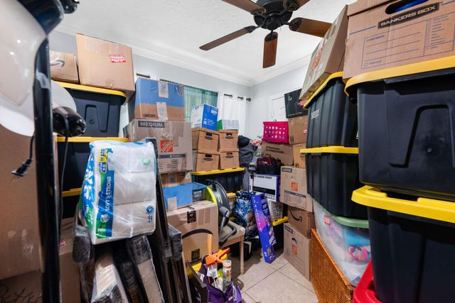207 Chandler Drive, Baytown, TX 77521