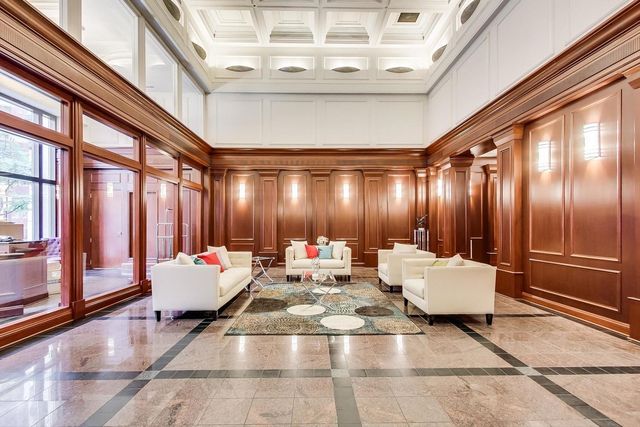 212 W Washington Street 1401, Chicago, IL 60606